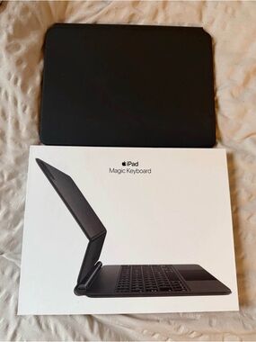 Apple Magic Keyboard for iPad - Black